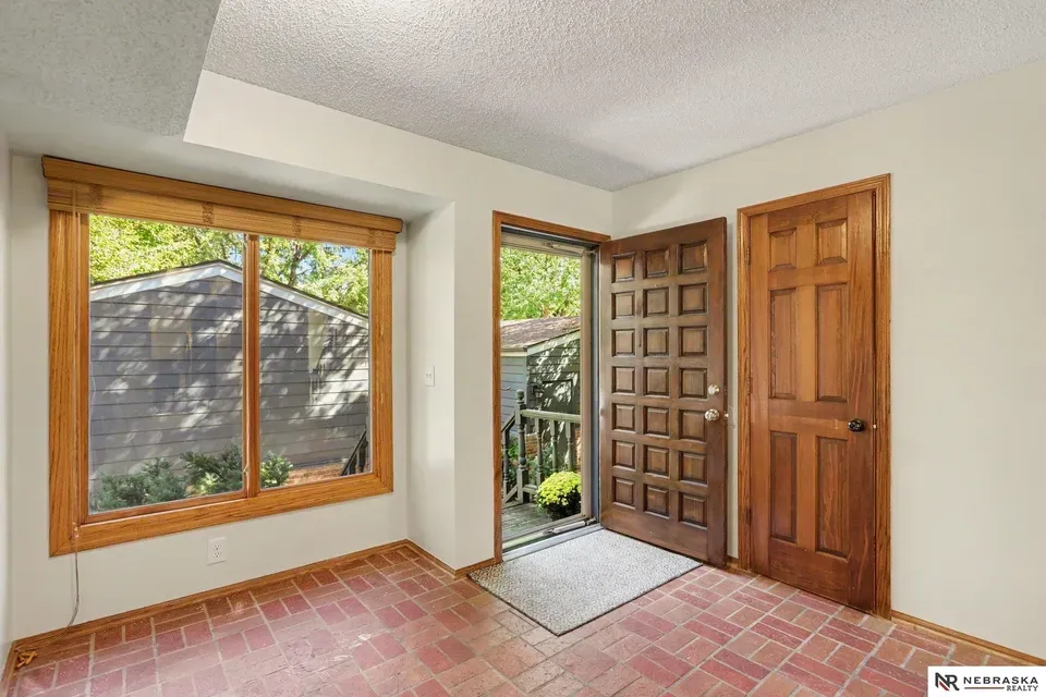 3 Bed 1 Bath Urban Residential Condo in Lincoln, NE - 4