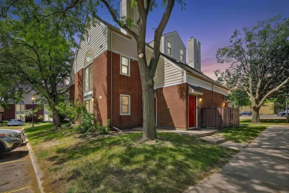 3 Bed 1 Bath Urban Residential Condo in Madison, WI