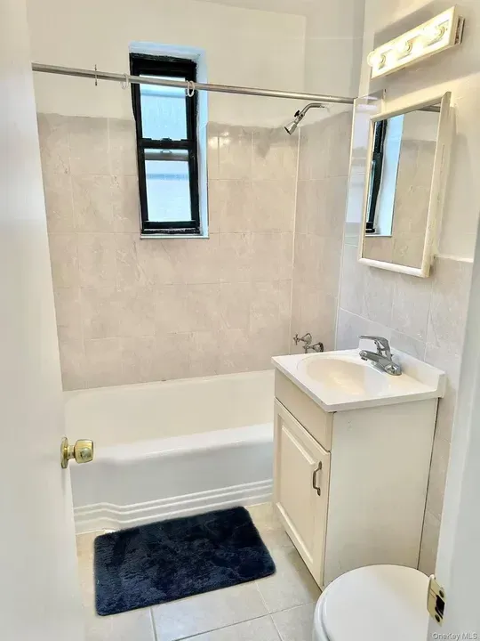 3 Bed 1 Bath Urban Residential Condo in Queens, NY - 5