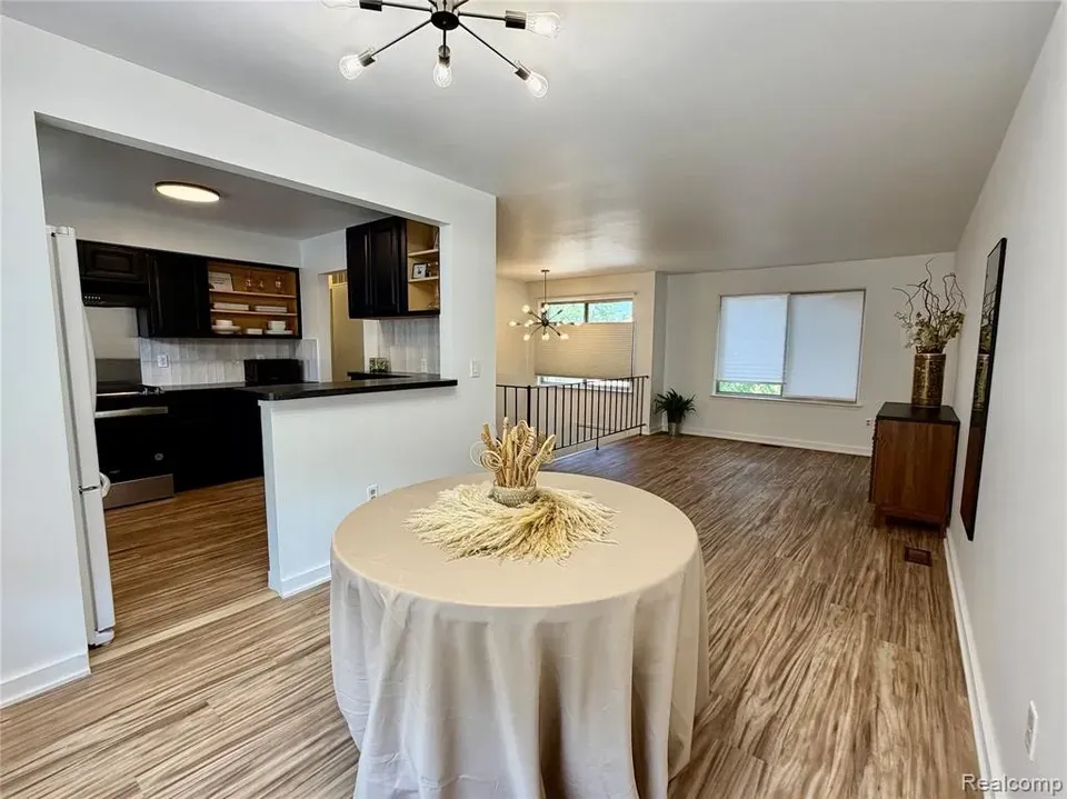 3 Bed 1 Bath Urban Residential Condo in Troy, MI - 5