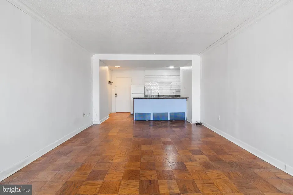 3 Bed 1 Bath Urban Residential Condo in Washington, DC - 3