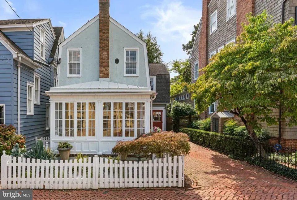 3 Bed 2 Bath Classic Historic Era Home in Annapolis, MD