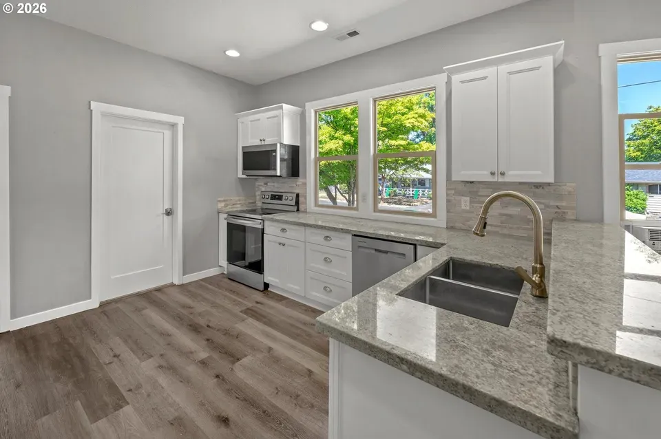 3 Bed 2 Bath Classic Historic Era Home in Beaverton, OR - 5