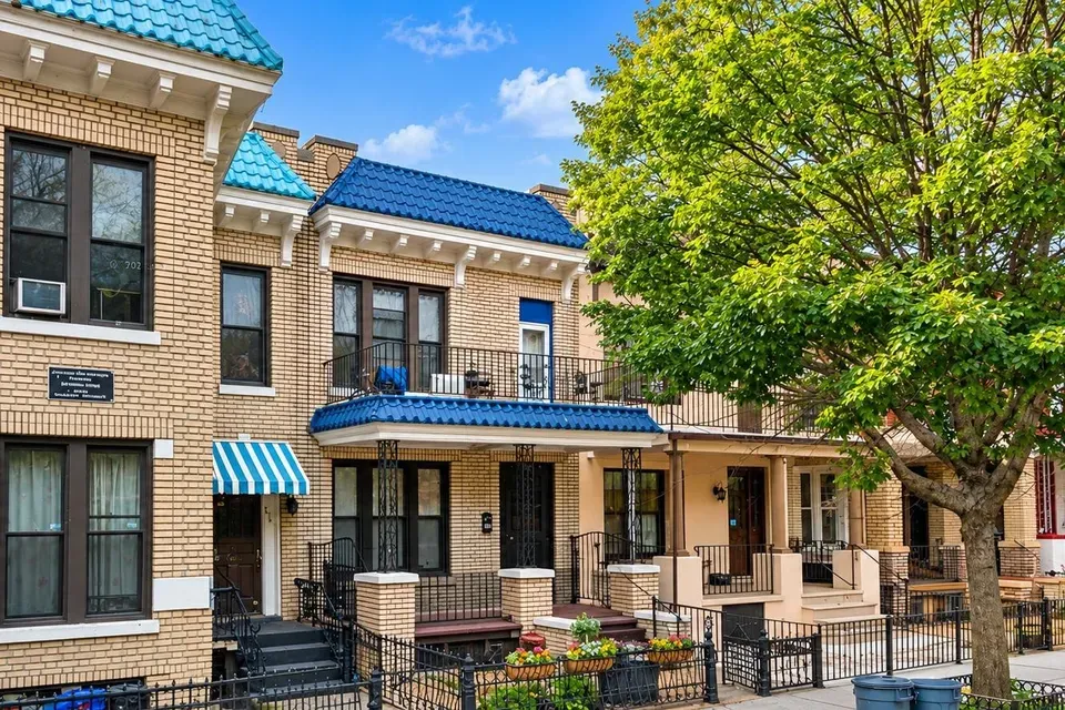 3 Bed 2 Bath Classic Historic Era Home in Brooklyn, NY - 1