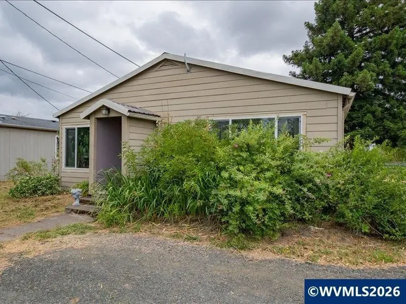 3 Bed 2 Bath Classic Historic Era Home in Corvallis, OR - 4