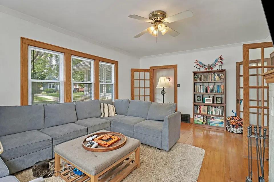 3 Bed 2 Bath Classic Historic Era Home in Kenosha, WI - 4
