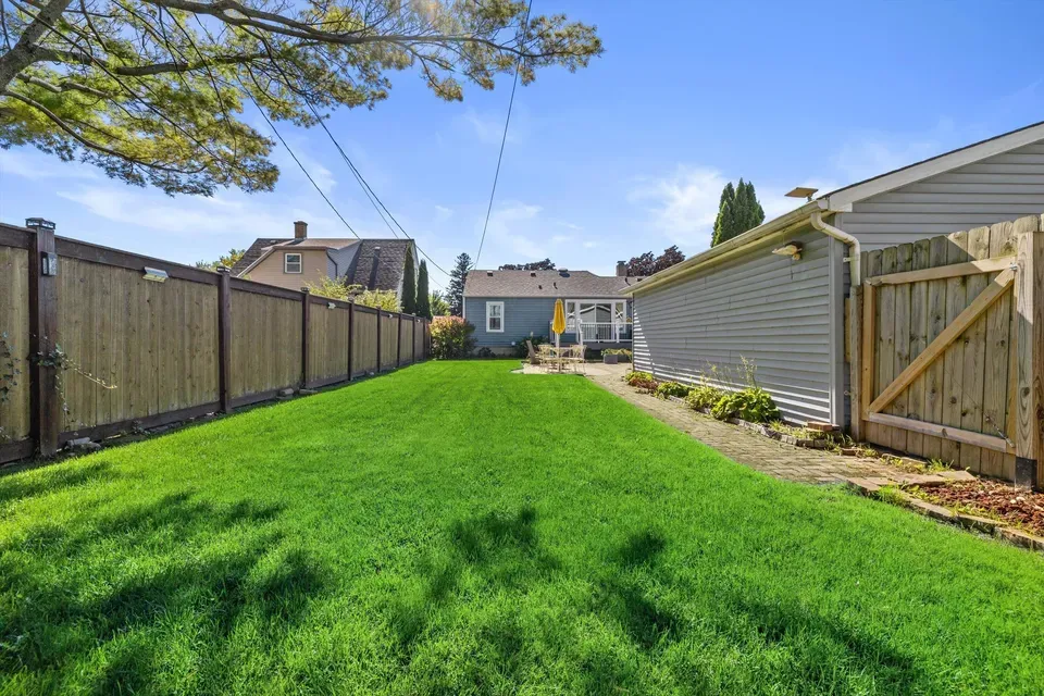 3 Bed 2 Bath Classic Historic Era Home in Kenosha, WI - 4