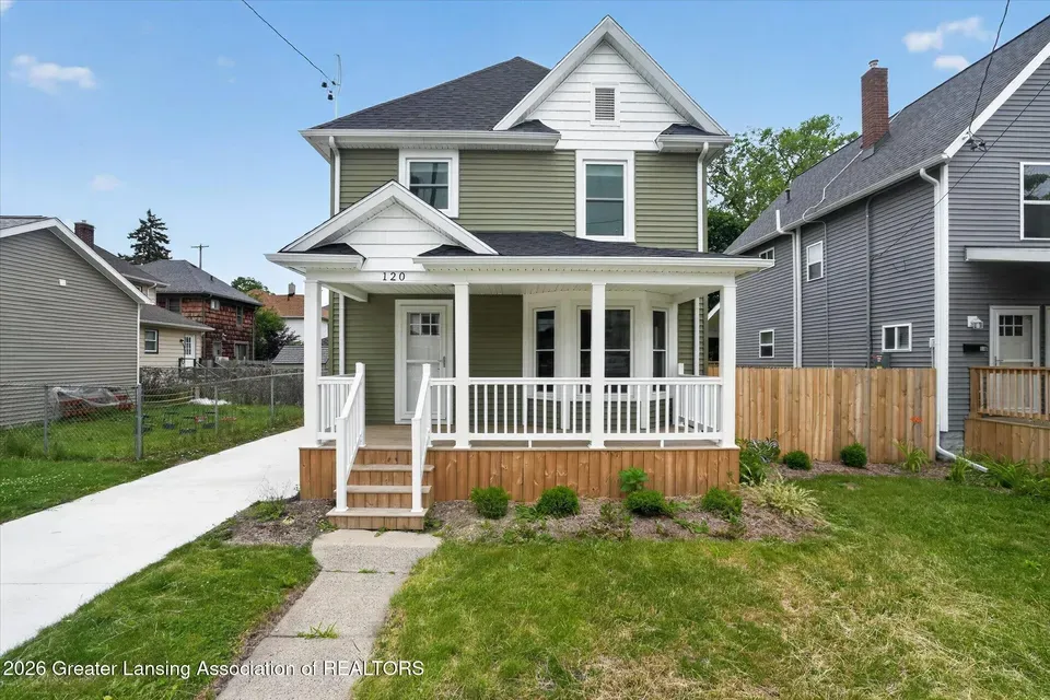 3 Bed 2 Bath Classic Historic Era Home in Lansing, MI - 3
