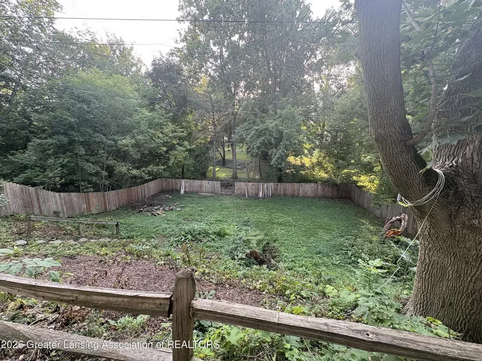 3 Bed 2 Bath Classic Historic Era Home in Lansing, MI - 2
