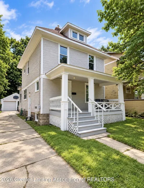3 Bed 2 Bath Classic Historic Era Home in Lansing, MI - 1