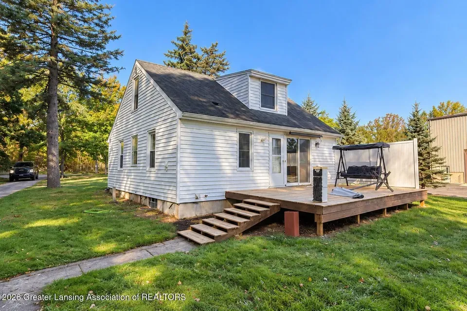 3 Bed 2 Bath Classic Historic Era Home in Lansing, MI - 3