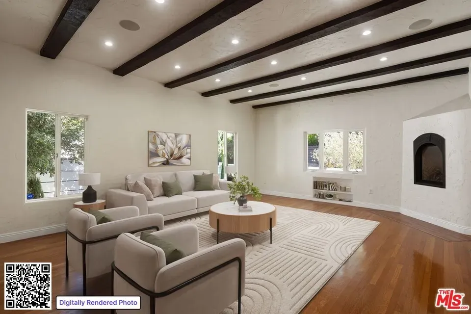 3 Bed 2 Bath Classic Historic Era Home in Los Angeles, CA - 4