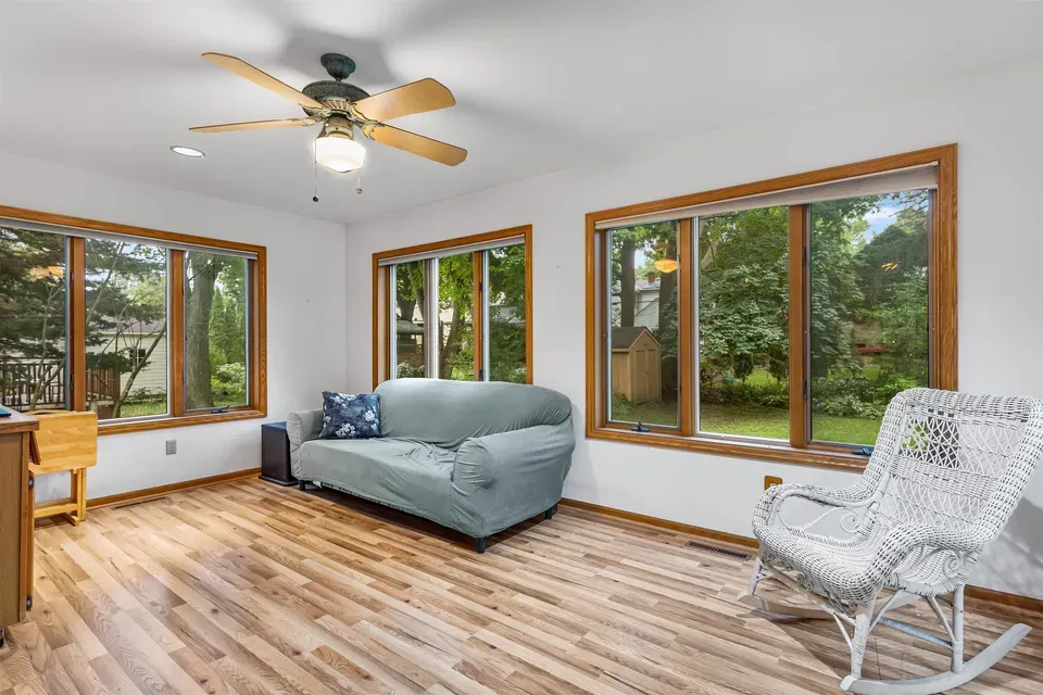 3 Bed 2 Bath Classic Historic Era Home in Madison, WI - 2
