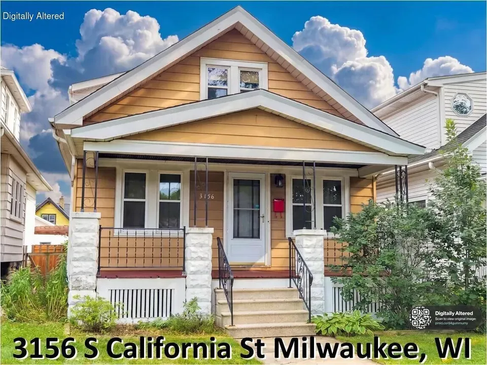 3 Bed 2 Bath Classic Historic Era Home in Milwaukee, WI - 1