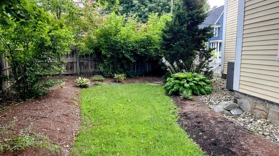 3 Bed 2 Bath Classic Historic Era Home in Nashua, NH - 5