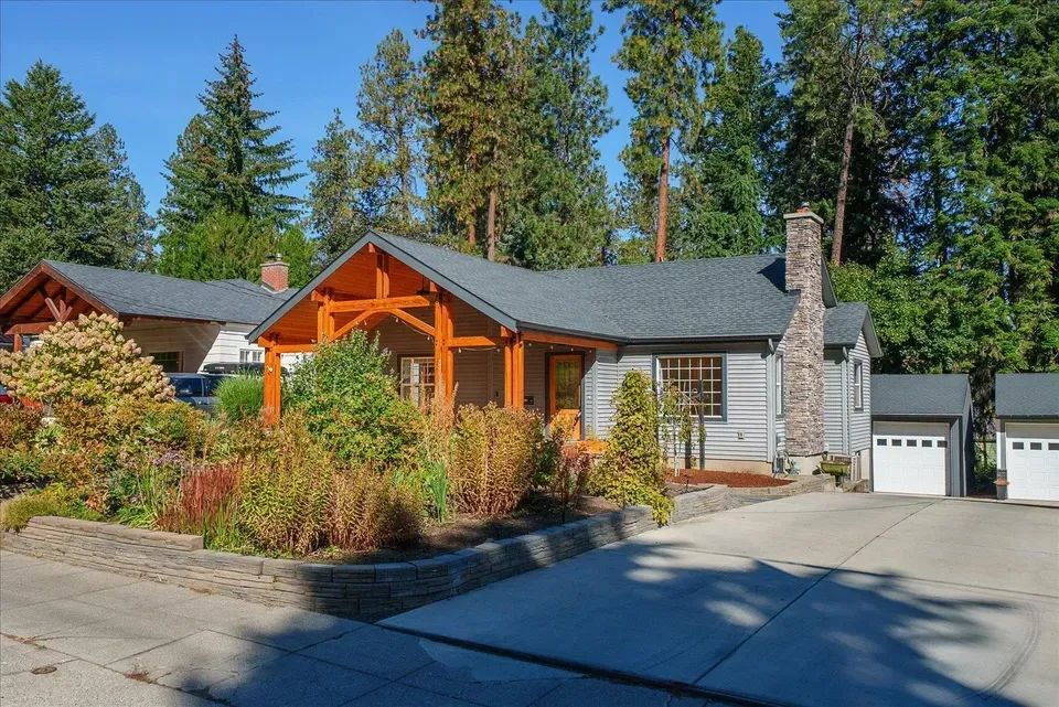 3 Bed 2 Bath Classic Historic Era Home in Spokane, WA - 5