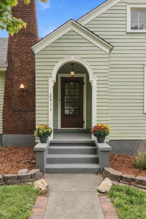 3 Bed 2 Bath Classic Historic Era Home in Spokane, WA - 3