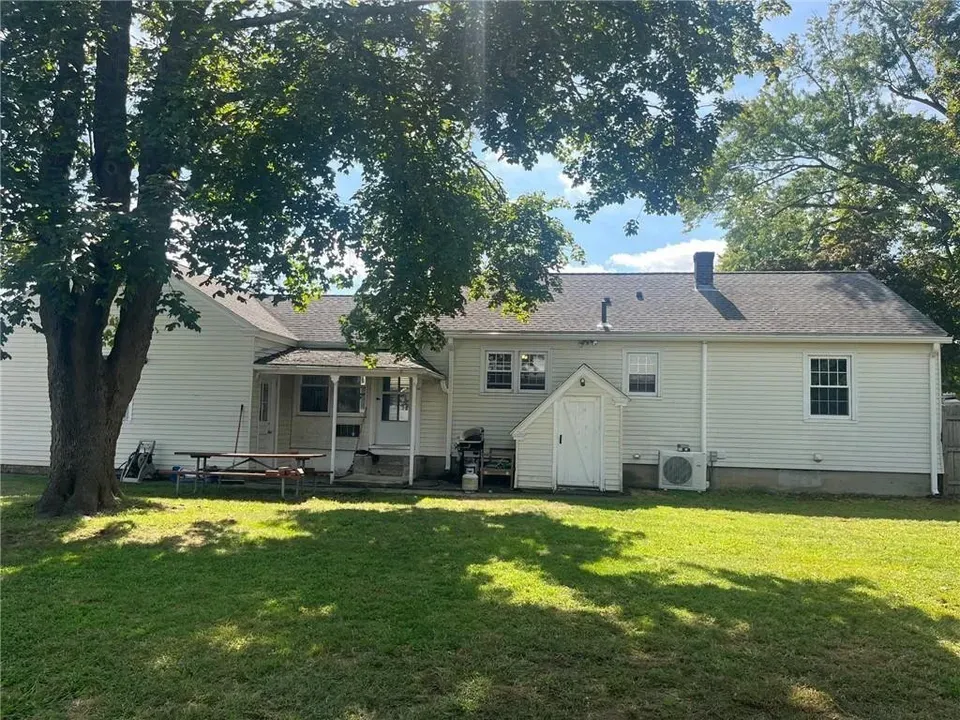3 Bed 2 Bath Classic Historic Era Home in Warwick, RI - 4