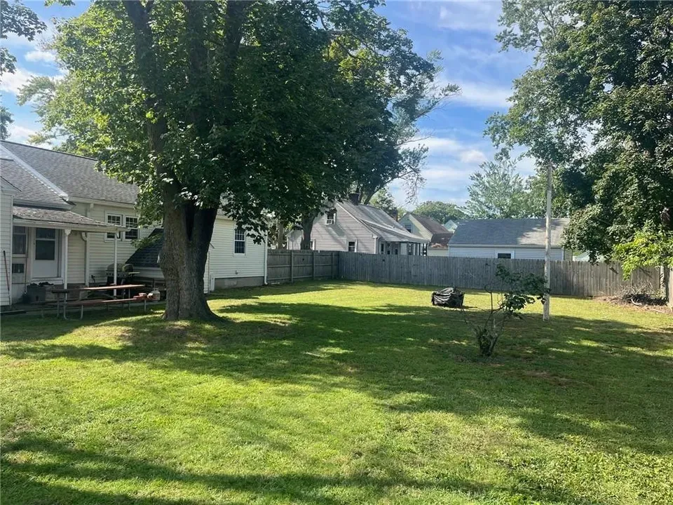 3 Bed 2 Bath Classic Historic Era Home in Warwick, RI - 5