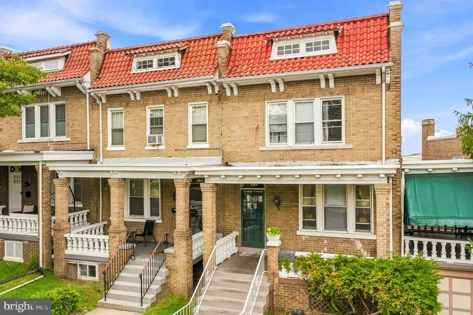 3 Bed 2 Bath Classic Historic Era Home in Washington, DC - 3