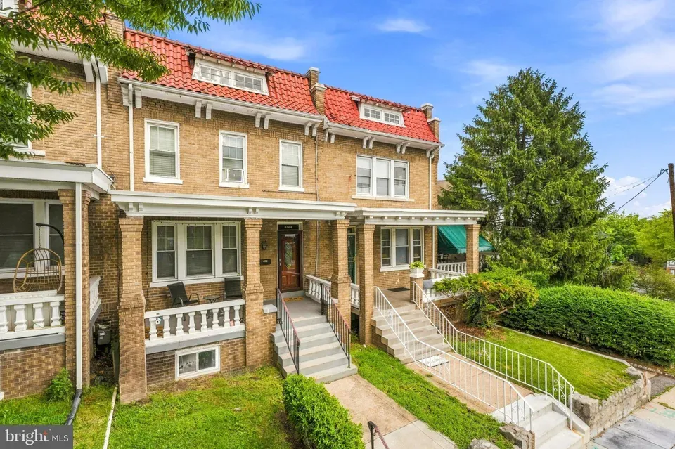 3 Bed 2 Bath Classic Historic Era Home in Washington, DC - 4