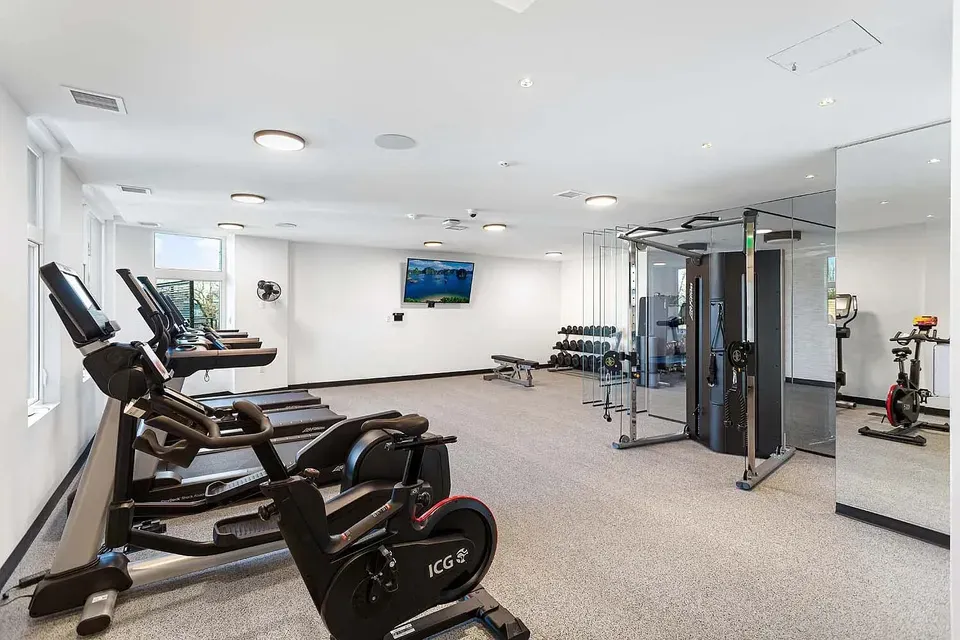 3 Bed 2 Bath Contemporary High-Rise Condo in Alexandria, VA