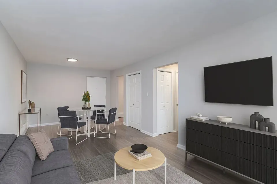 3 Bed 2 Bath Contemporary High-Rise Condo in Alexandria, VA - 2