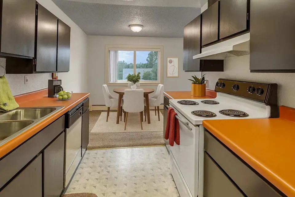 3 Bed 2 Bath Contemporary High-Rise Condo in Anchorage, AK - 2