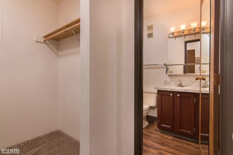 3 Bed 2 Bath Contemporary High-Rise Condo in Anchorage, AK - 3