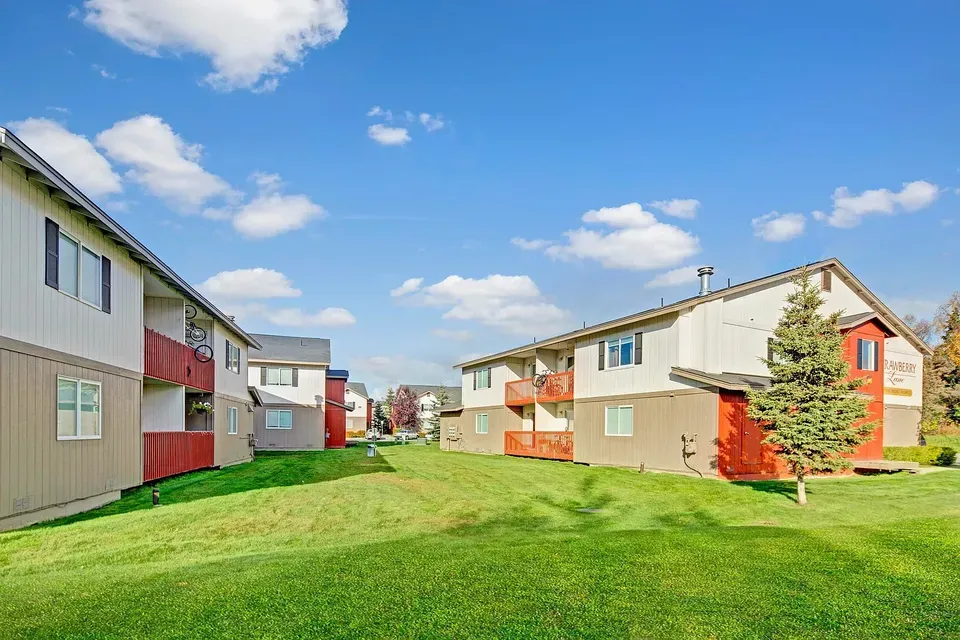 3 Bed 2 Bath Contemporary High-Rise Condo in Anchorage, AK - 4