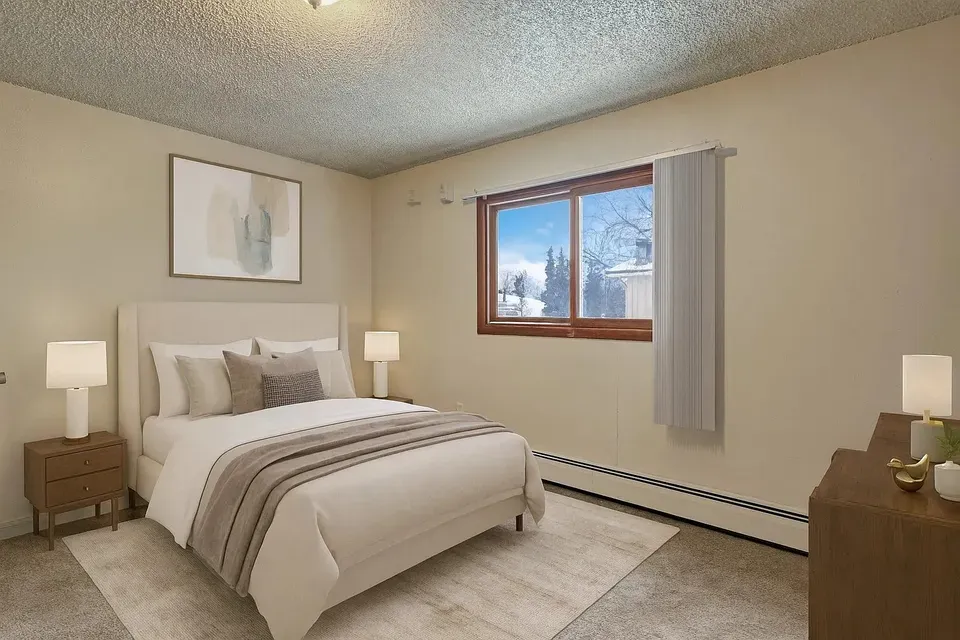 3 Bed 2 Bath Contemporary High-Rise Condo in Anchorage, AK - 4