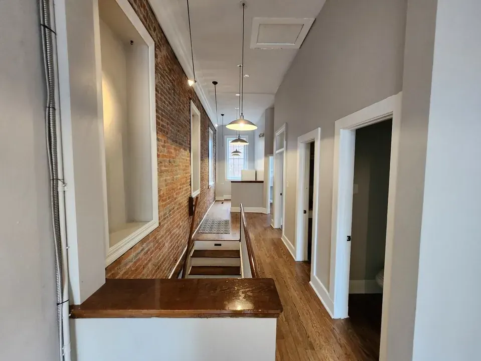 3 Bed 2 Bath Contemporary High-Rise Condo in Annapolis, MD