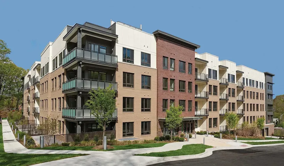 3 Bed 2 Bath Contemporary High-Rise Condo in Arlington, VA