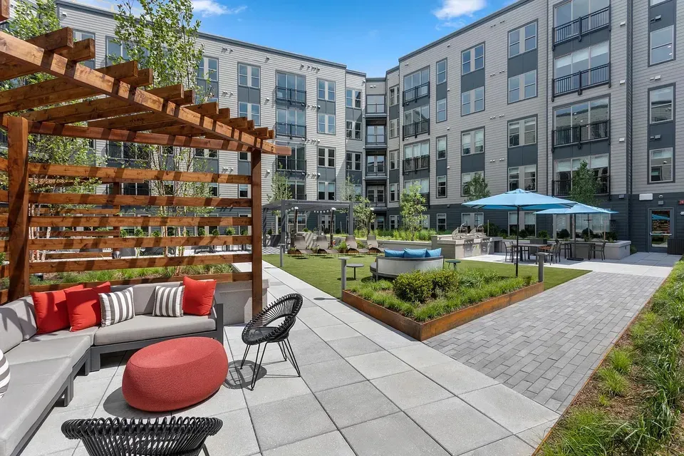 3 Bed 2 Bath Contemporary High-Rise Condo in Arlington, VA - 1