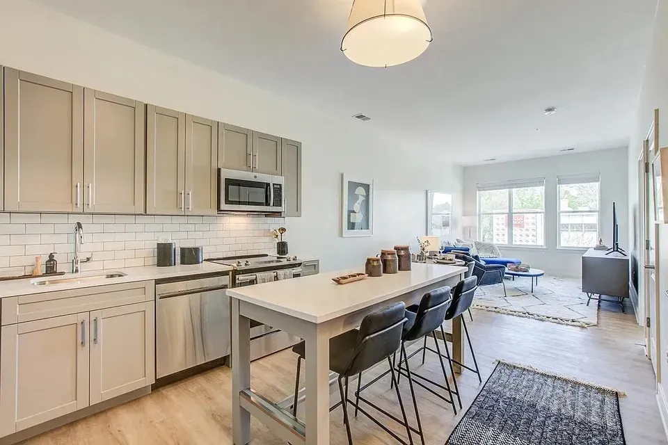 3 Bed 2 Bath Contemporary High-Rise Condo in Arlington, VA