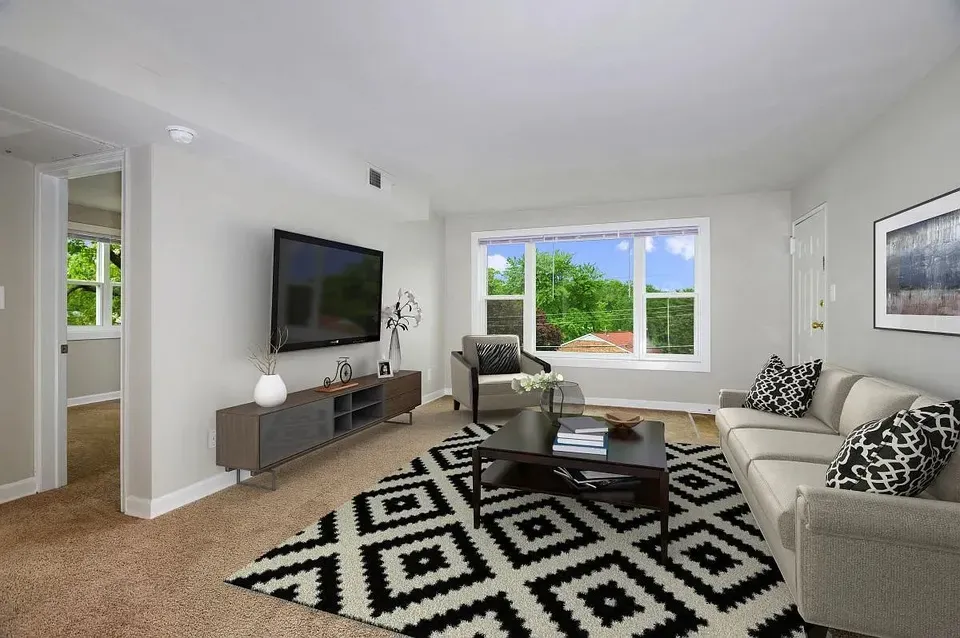 3 Bed 2 Bath Contemporary High-Rise Condo in Arlington, VA