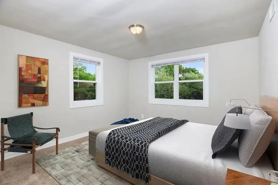 3 Bed 2 Bath Contemporary High-Rise Condo in Arlington, VA - 3