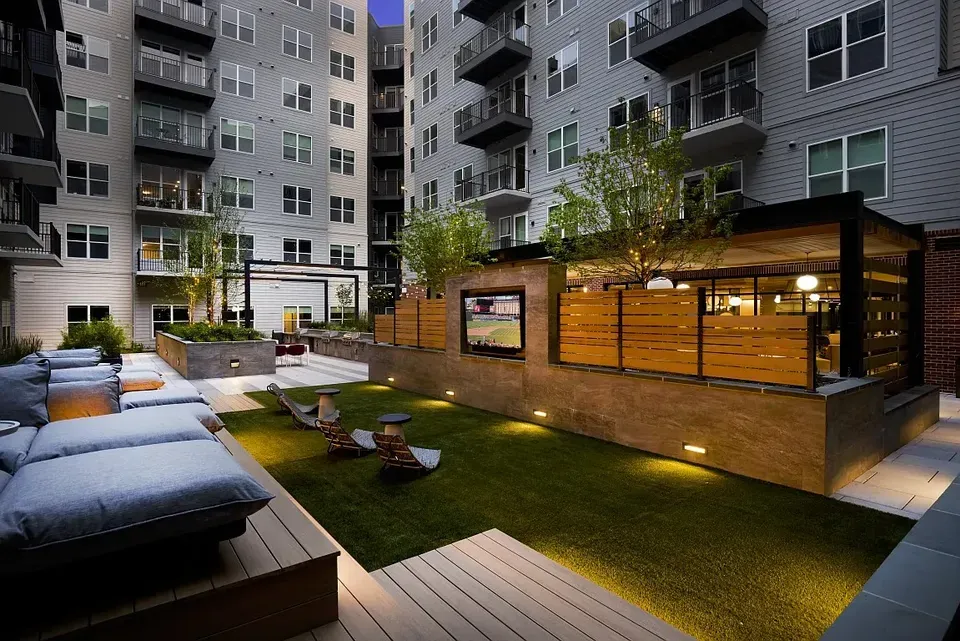 3 Bed 2 Bath Contemporary High-Rise Condo in Arlington, VA - 2
