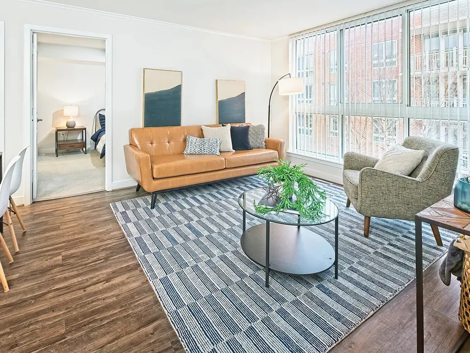 3 Bed 2 Bath Contemporary High-Rise Condo in Arlington, VA
