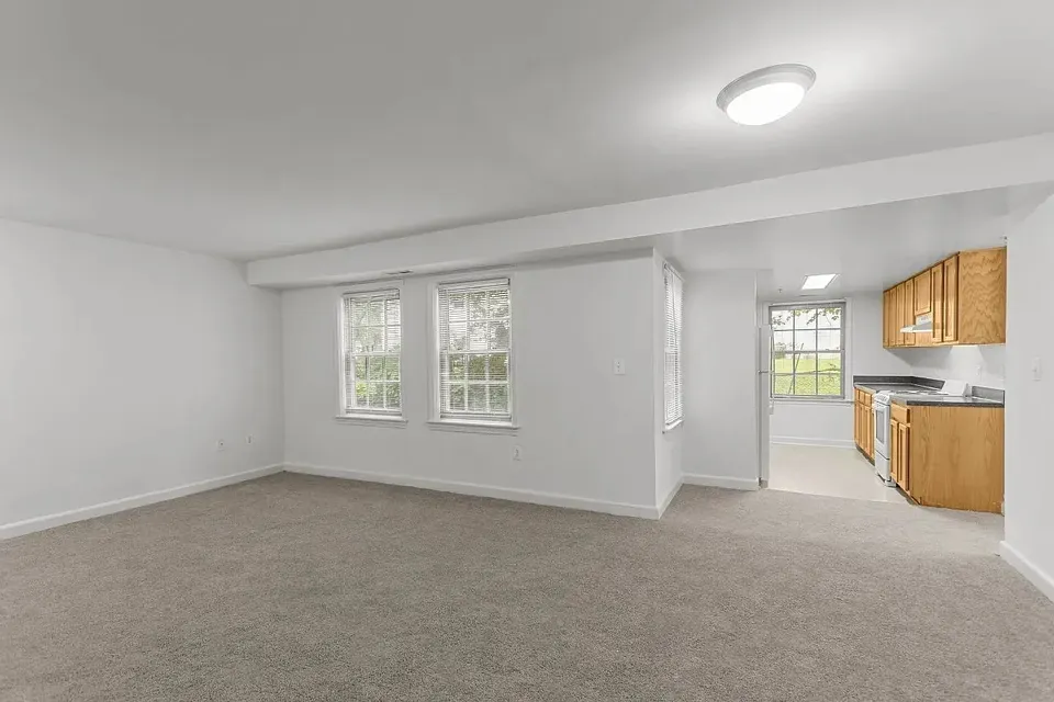3 Bed 2 Bath Contemporary High-Rise Condo in Arlington, VA - 1