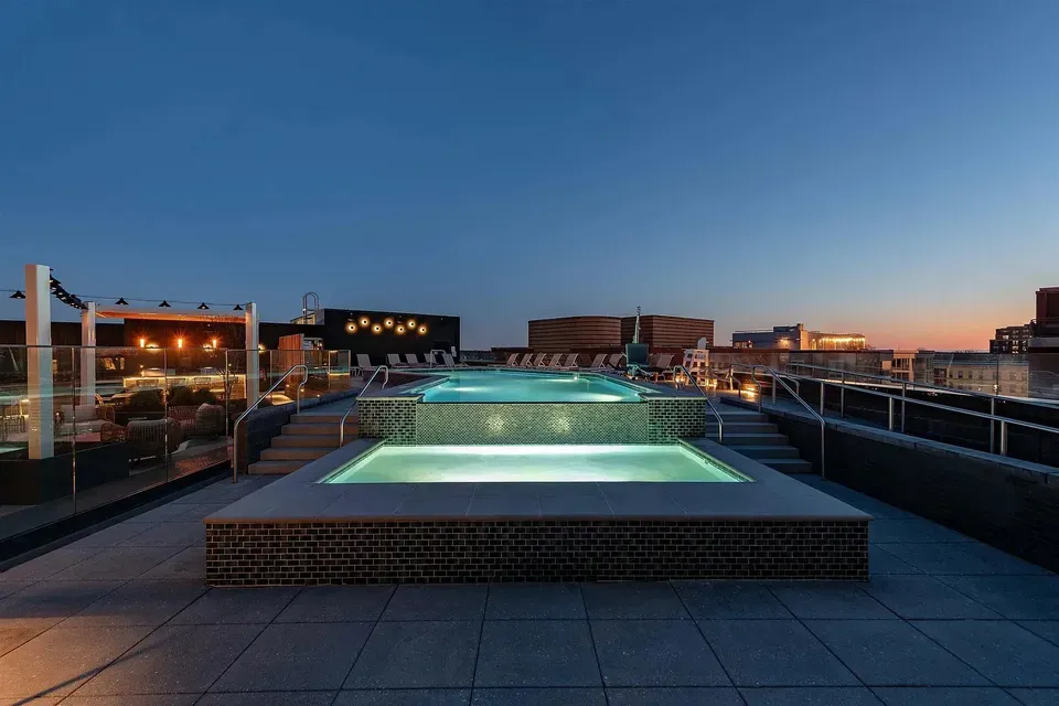 3 Bed 2 Bath Contemporary High-Rise Condo in Arlington, VA - 3