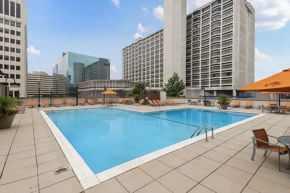 3 Bed 2 Bath Contemporary High-Rise Condo in Arlington, VA - 3