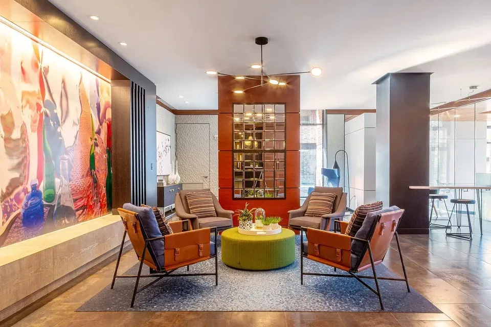 3 Bed 2 Bath Contemporary High-Rise Condo in Arlington, VA - 3