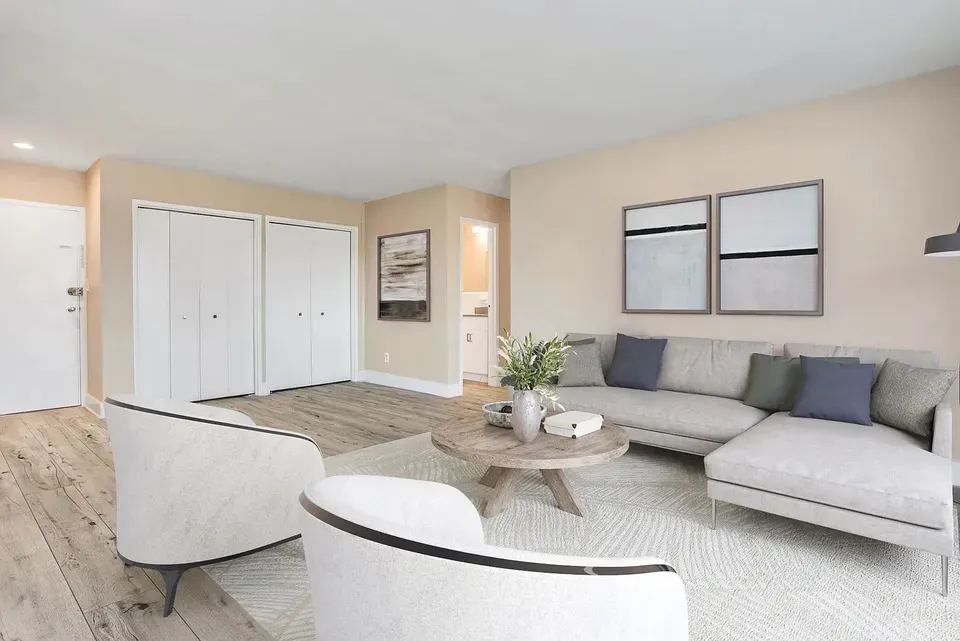 3 Bed 2 Bath Contemporary High-Rise Condo in Arlington, VA - 1