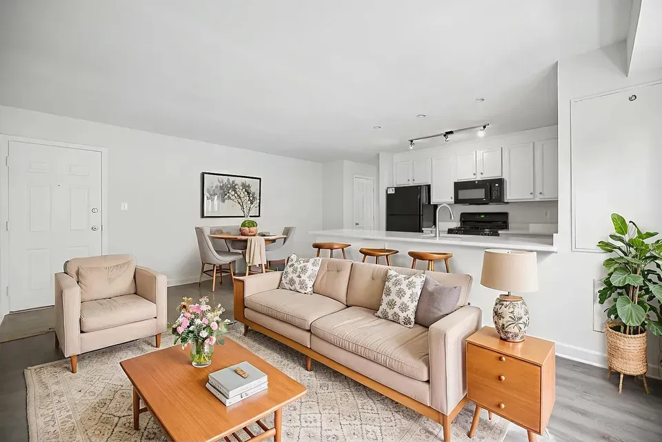 3 Bed 2 Bath Contemporary High-Rise Condo in Arlington, VA