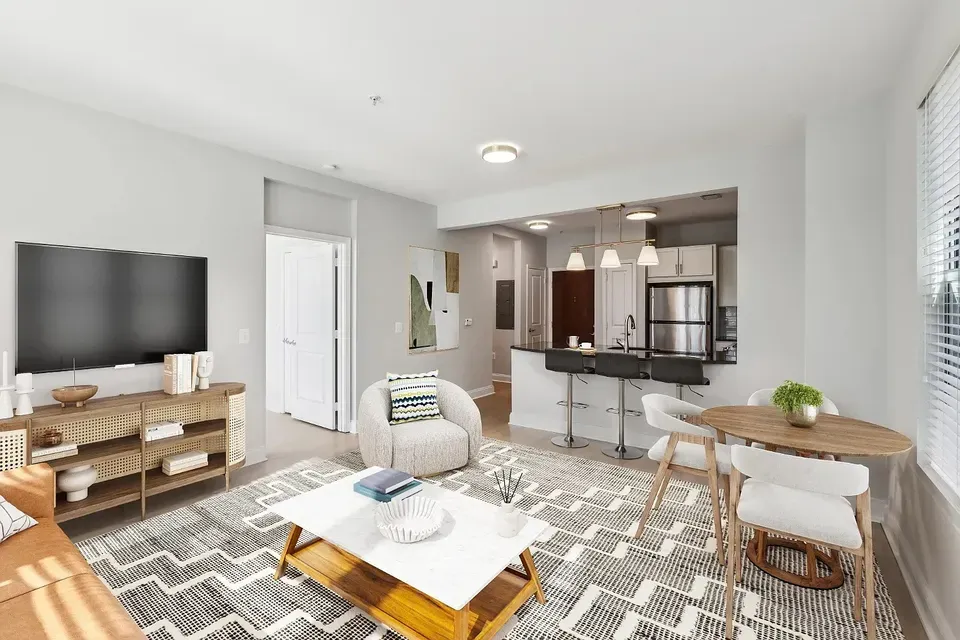 3 Bed 2 Bath Contemporary High-Rise Condo in Arlington, VA - 2