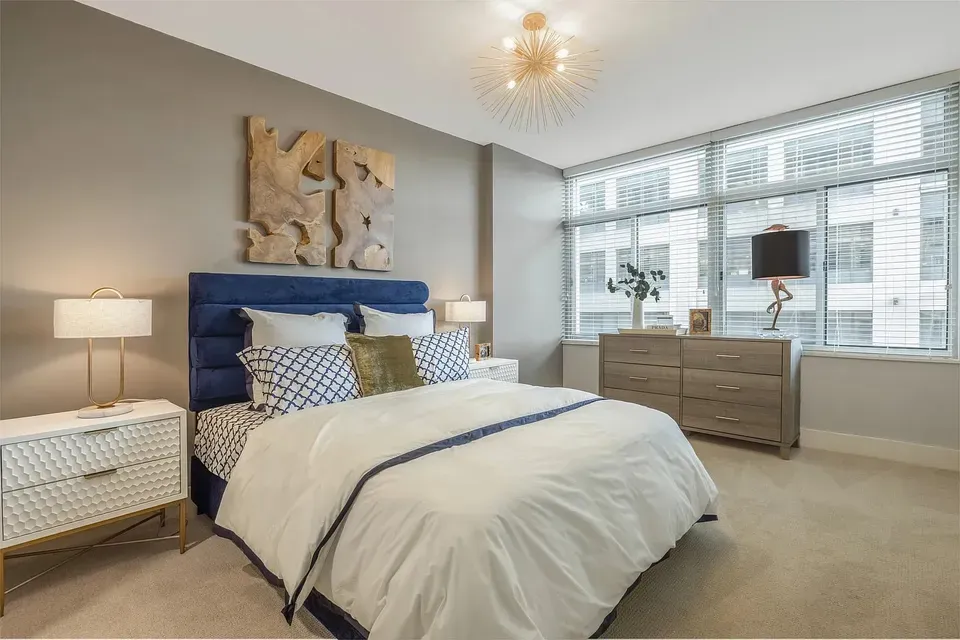 3 Bed 2 Bath Contemporary High-Rise Condo in Arlington, VA - 3