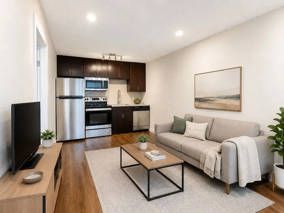 3 Bed 2 Bath Contemporary High-Rise Condo in Austin, TX - 1