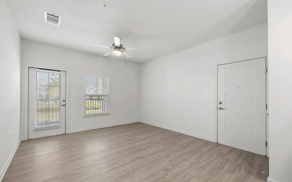 3 Bed 2 Bath Contemporary High-Rise Condo in Austin, TX - 3