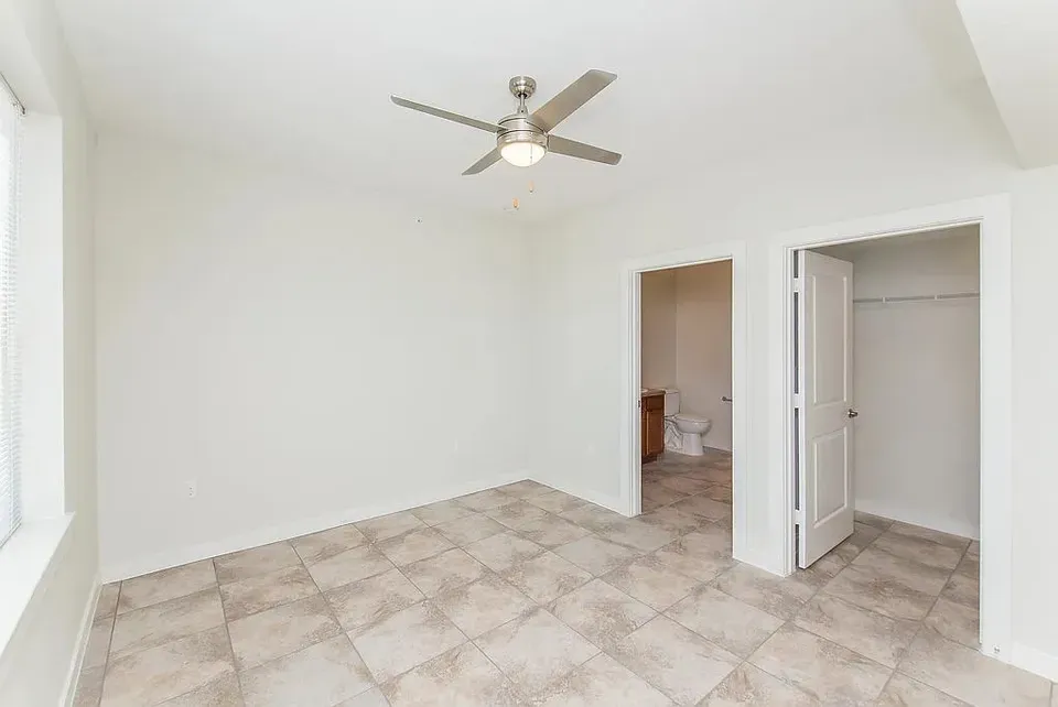 3 Bed 2 Bath Contemporary High-Rise Condo in Austin, TX - 3